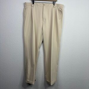 Under Armour Pants Mens 42R Tan Pleated Chino Golf Performance Athleisure Cuffed